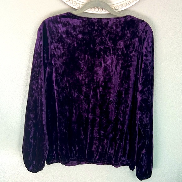 Crushed Velvet Crossover Blouse - Picture 3 of 3